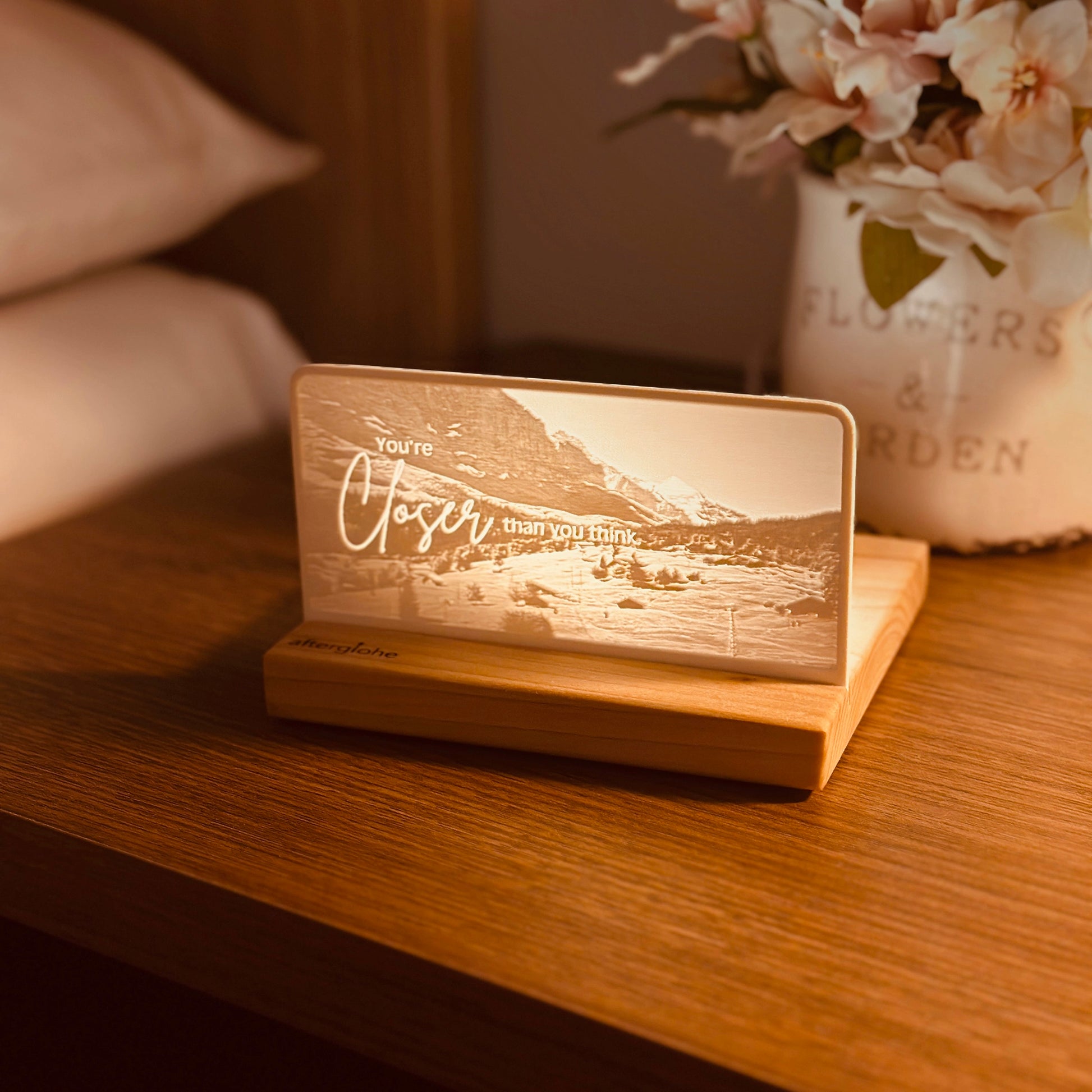 StoryLine-Mini Lithophane Photo Display bedside decor with mountain theme