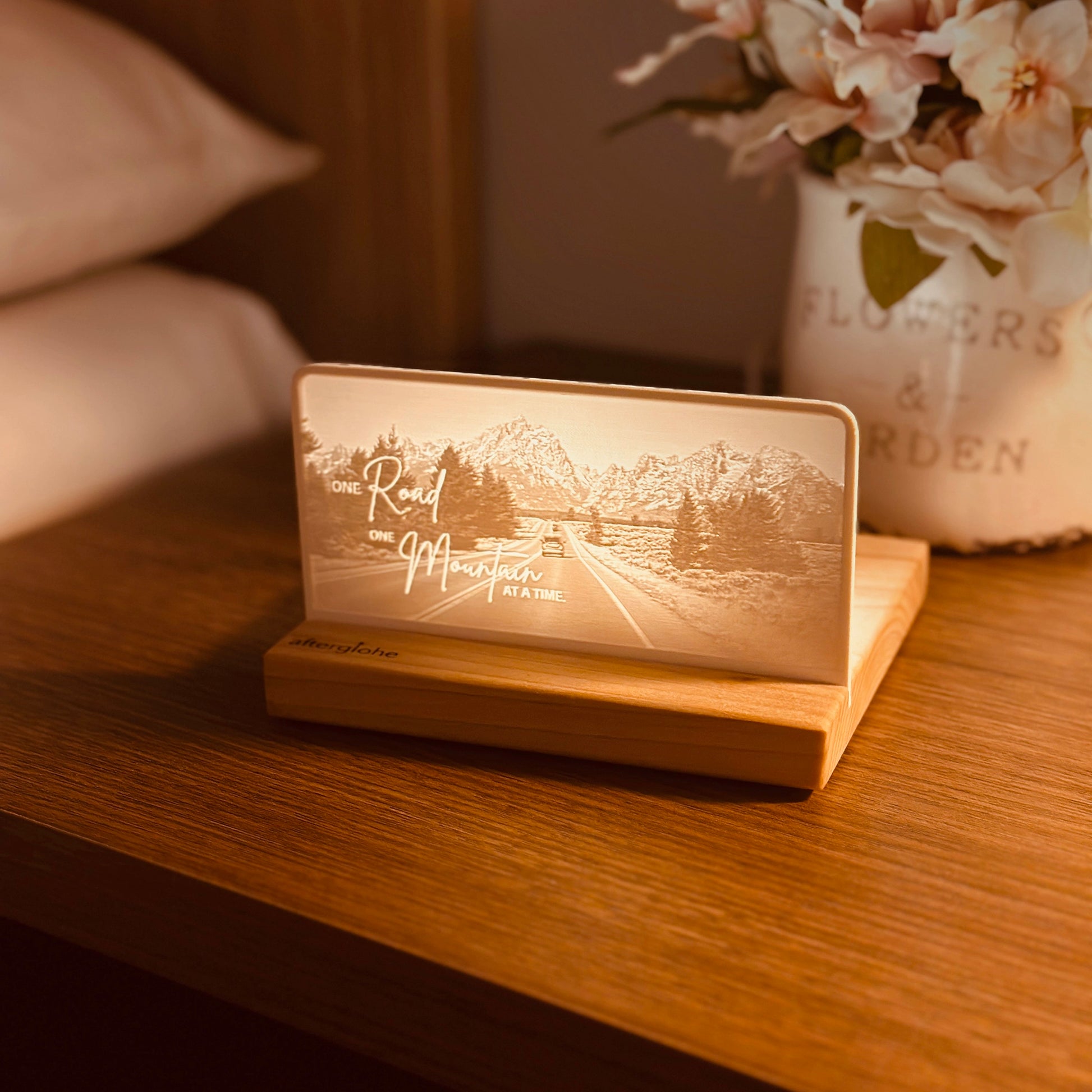 StoryLine-Mini Lithophane Photo Display bedside decor with mountain theme