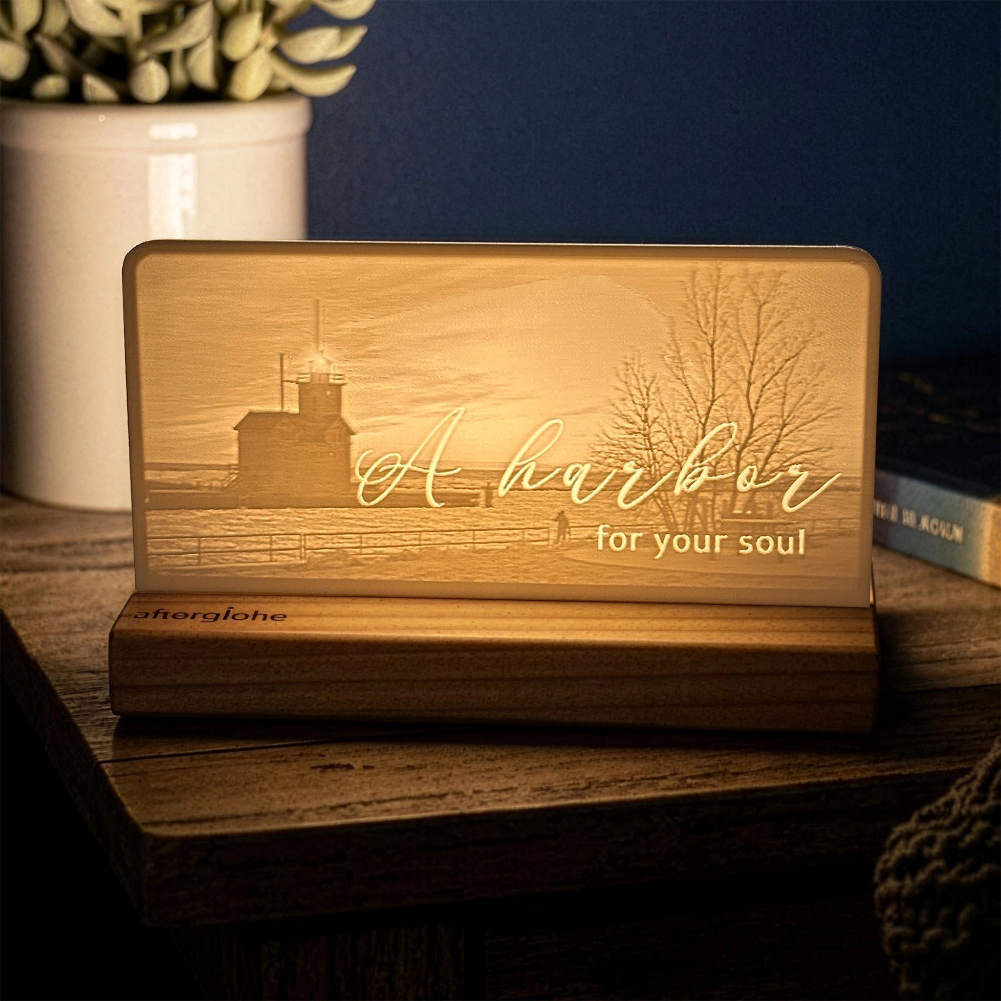 StoryLine-Mini lithophane photo display lit with Warm LED featuring a beach lighthouse scene and encouraging saying