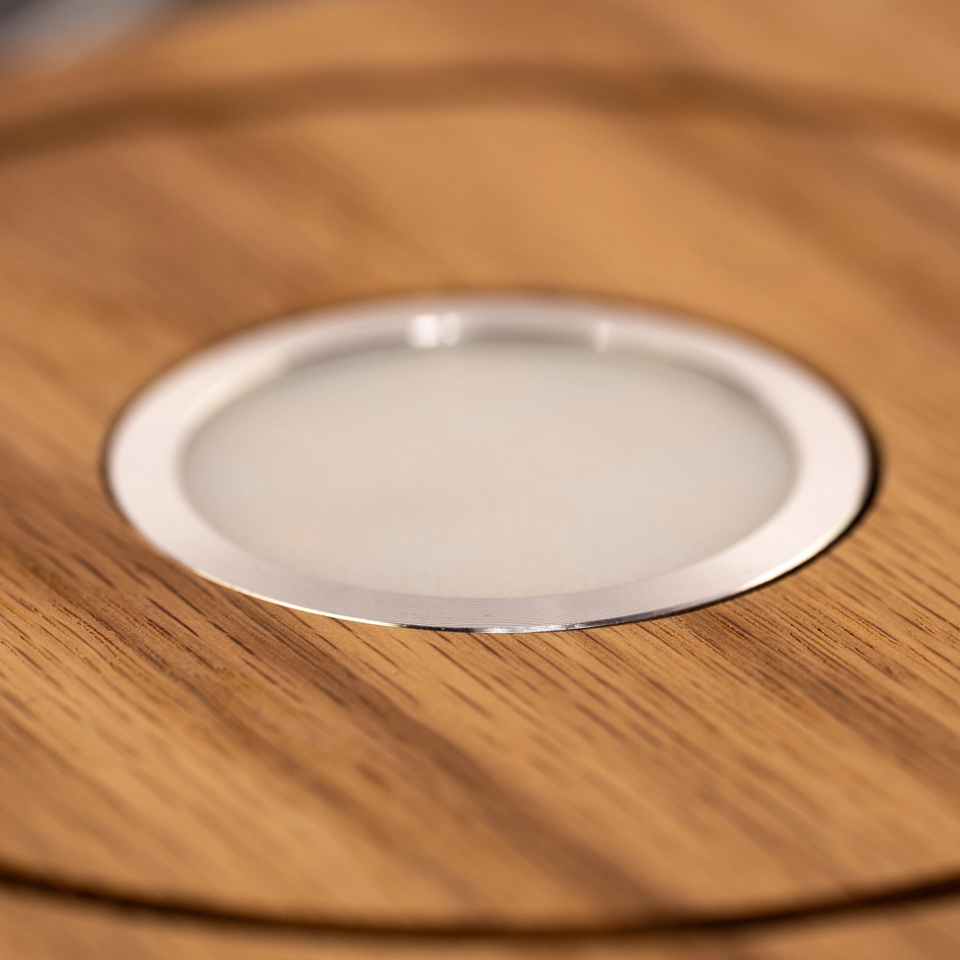 HOLZ - Halo Grande Oak Wood Base