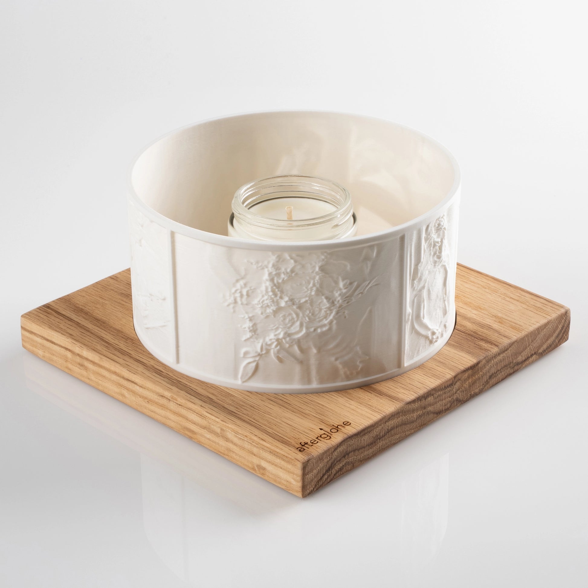 Halo personalized photo display with oak hardwood base and candlelight illumination